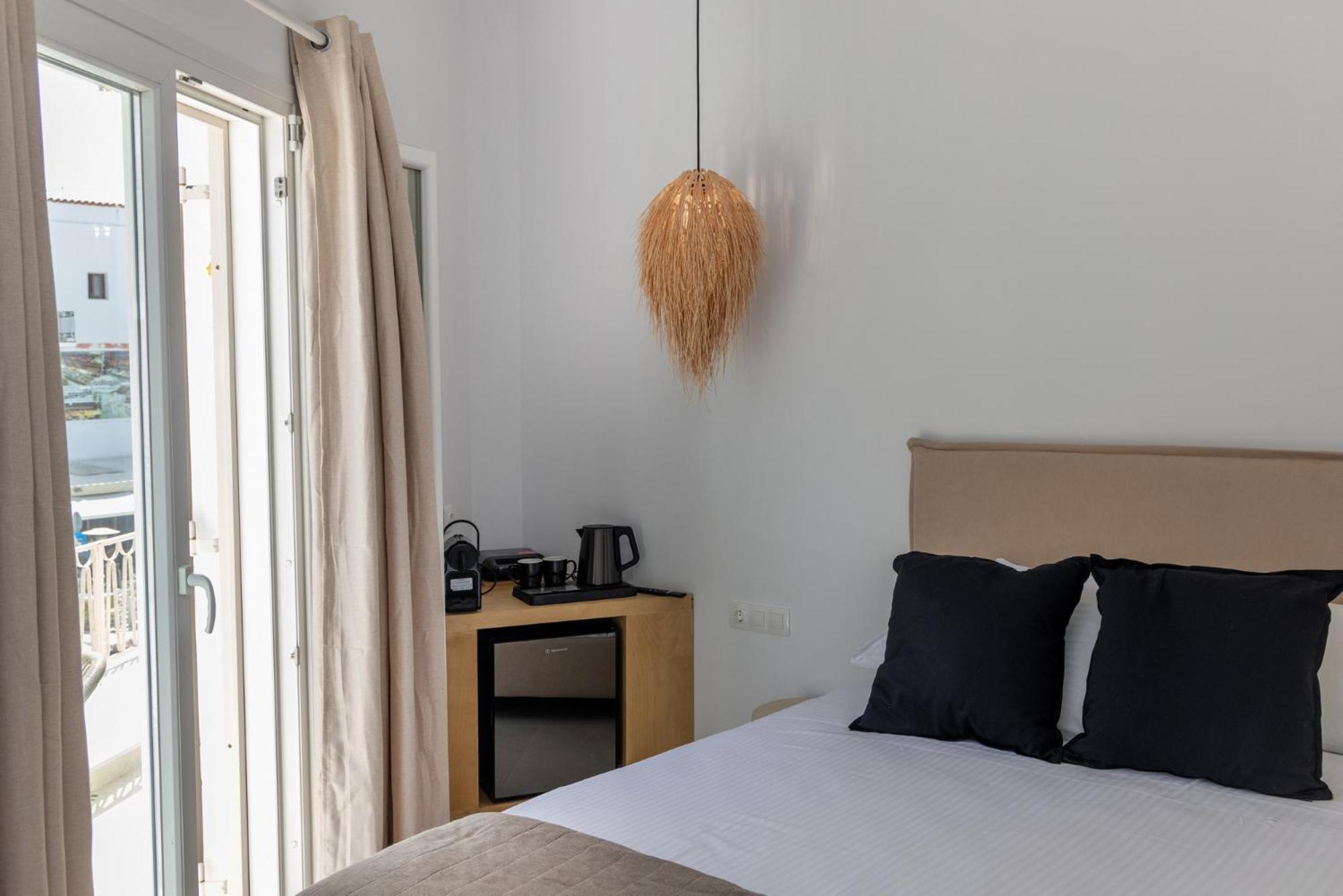 Alora Suites Tínos Habitación foto