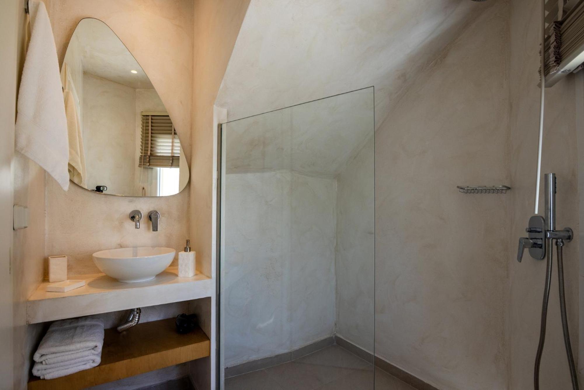 Alora Suites Tínos Habitación foto